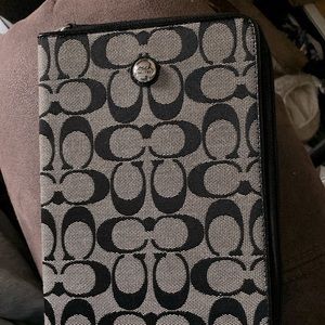 Coach 7” tablet holder S/G E-reader Black